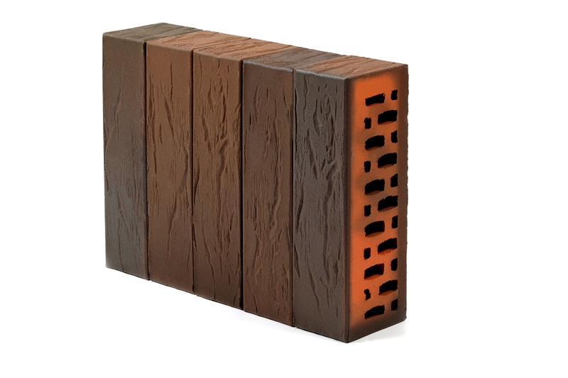 Кирпич керамический лицевой 0,7 NF М-200