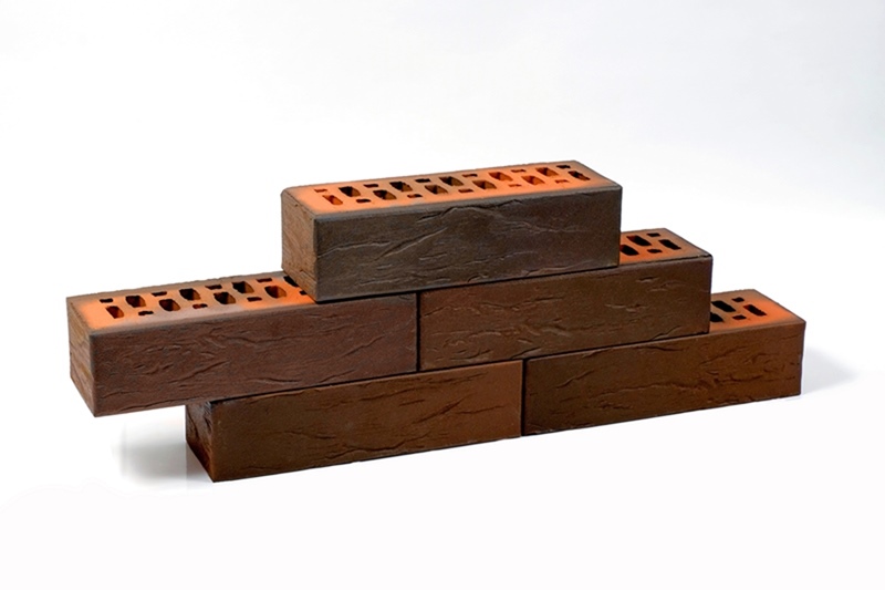 Кирпич керамический лицевой 0,7 NF М-200